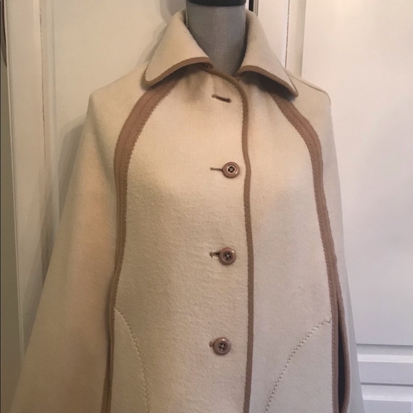 Cape: Stunning Reversible Wetherall Wool Cape - Picture 10 of 15